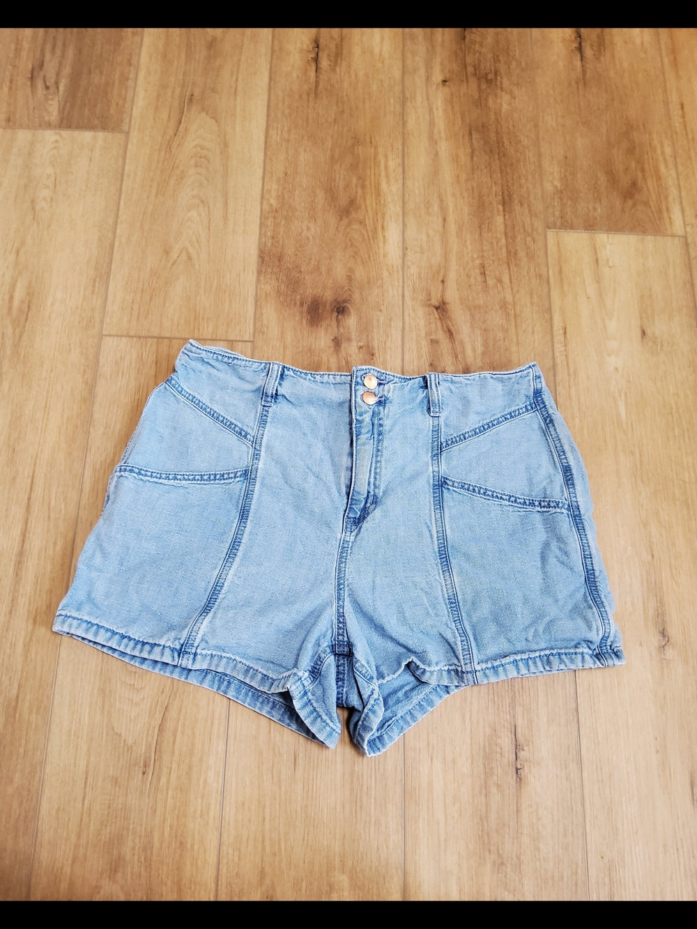Universal Thread Light Blue High-Rise Denim Shorts